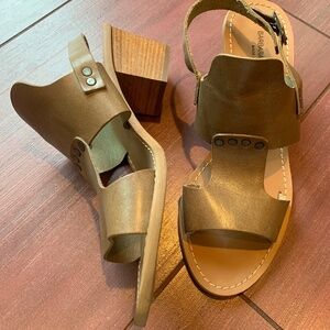 Barbara Barbieri leather block heel sandal